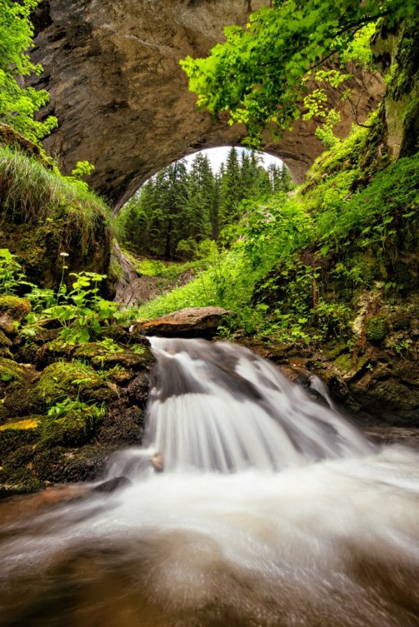 waterfall.kanyon