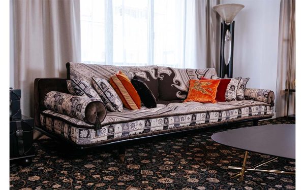 Италиански диван WOODSTOCK MOUNTAIN ETRO Home Interiors
