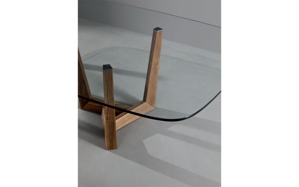 Трапезарна маса ART WOOD от италианския производител BONALDO