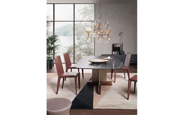 Трапезарна маса CROSS TABLE от италианския производител BONALDO