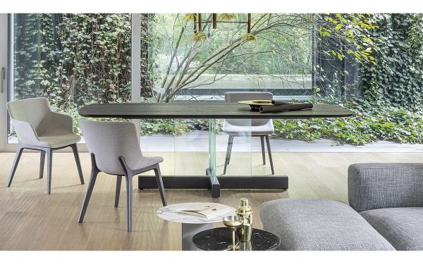 Трапезарна маса CROSS TABLE GLASS от италианския производител BONALDO