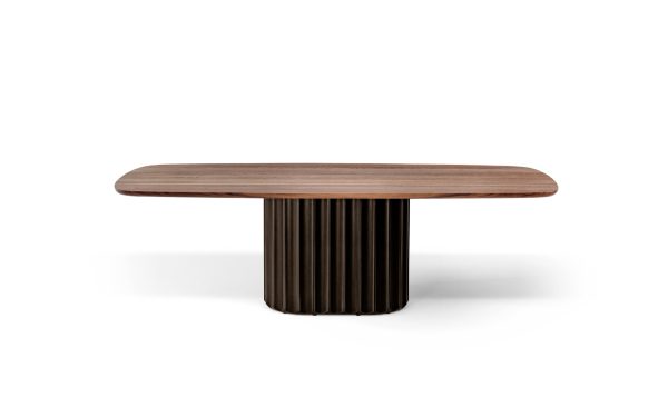 Трапезарна маса DORIAN TABLE от италианския производител BONALDO