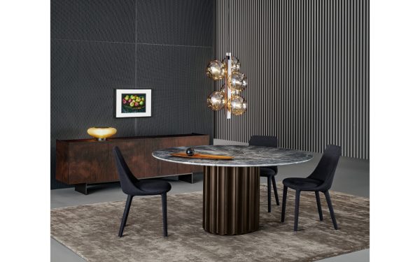 Трапезарна маса DORIAN TABLE от италианския производител BONALDO