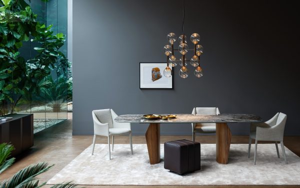 Трапезарна маса FLAME WOOD от италианския производител BONALDO