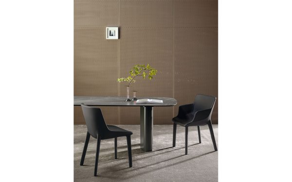 Трапезарна маса GEOMETRIC TABLE от италианския производител BONALDO