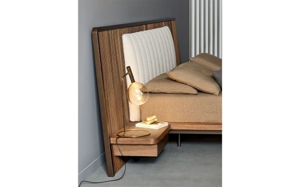 Спалня NELSON BED от италианския производител BONALDO