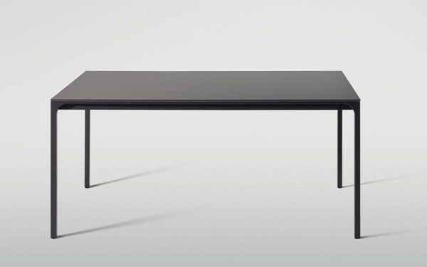 Разтегателна маса ZEN от италианския производител BONALDO