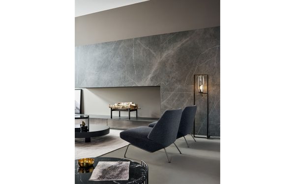 Италианско кресло SLEEK от италианския производител BONALDO