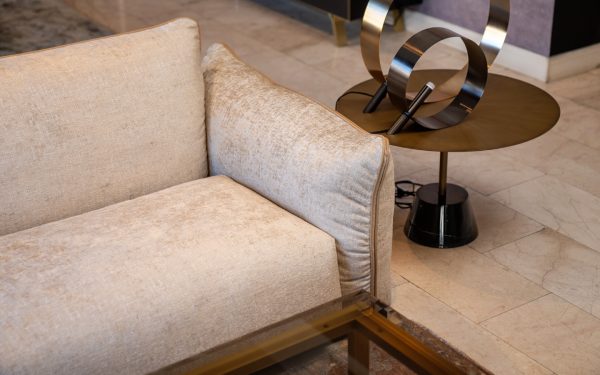 Диван Clapton от бранда Gianfranco Ferrè Home