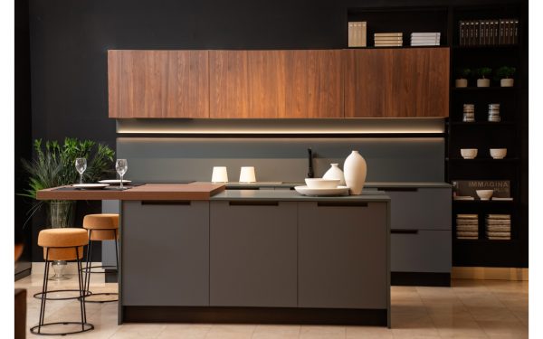 Кухня Immagina Plus от италианския производител LUBE Cucine
