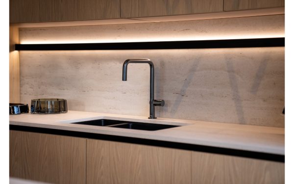 Кухня PURE GLAM от италианския производител ASTER Cucine