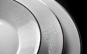 СЕРВИЗ LIZZARD PLATIN, СЕТ ОТ 41 ЧАСТИ Roberto Cavalli Home Luxury Tableware - Stolbg.com