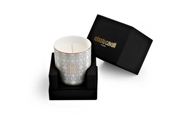 Ароматна свещ White Monogram Gold Roberto Cavalli Home Luxury Tableware - 2 - Stolbg.com