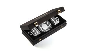Подаръчен комплект за кафе Monogram Black, Сет от 4 части Roberto Cavalli Home Luxury Tableware - 1 - Stolbg.com