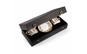 Подаръчен комплект за чай Monogram Gold, Сет от 4 части Roberto Cavalli Home Luxury Tableware - 1 - Stolbg.com