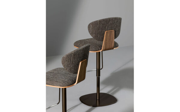 Бар стол OLOS TOO SWIVEL BASE Bonaldo - 2 - Stolbg.com